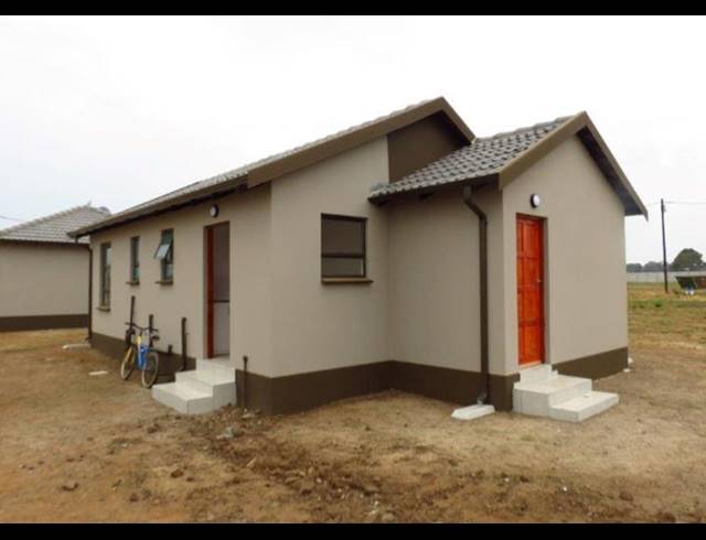 3 BEDROOM HOUSE FOR SALE IN CRYSTAL PARK